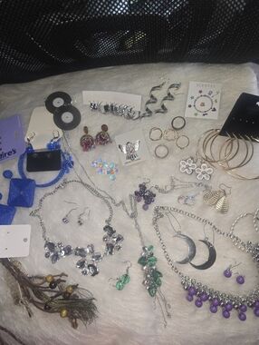 Jewelry Bundle, Vintage And Other Pieces, Auction